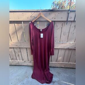 🎉NWT🎉 Scoop Neck Maxi Dress - Burgundy